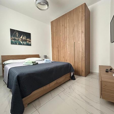 Exceptional 3-Bedroom Apartment, Sliema - Tigne Point! 외부 사진