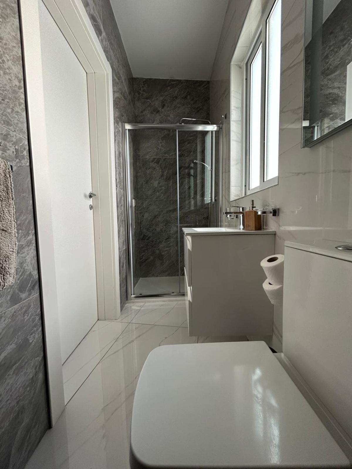 Exceptional 3-Bedroom Apartment, Sliema - Tigne Point! 외부 사진