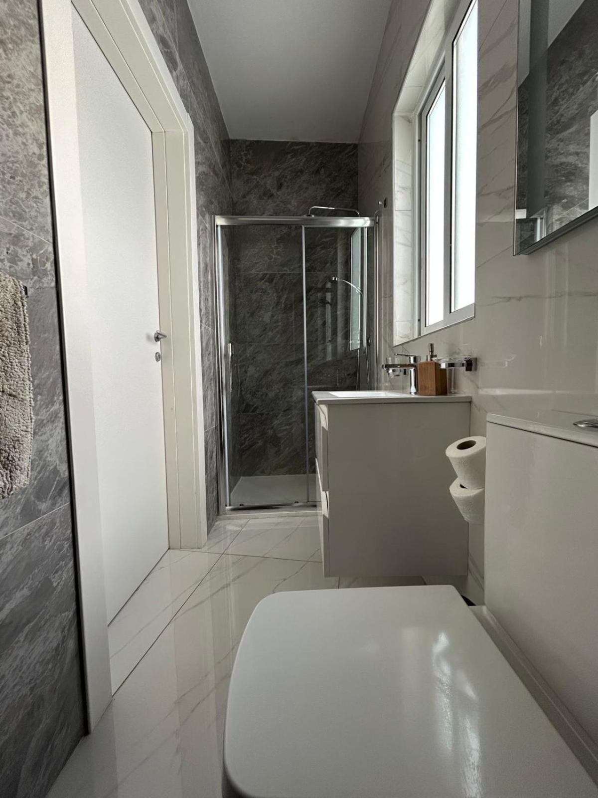 Exceptional 3-Bedroom Apartment, Sliema - Tigne Point! 외부 사진