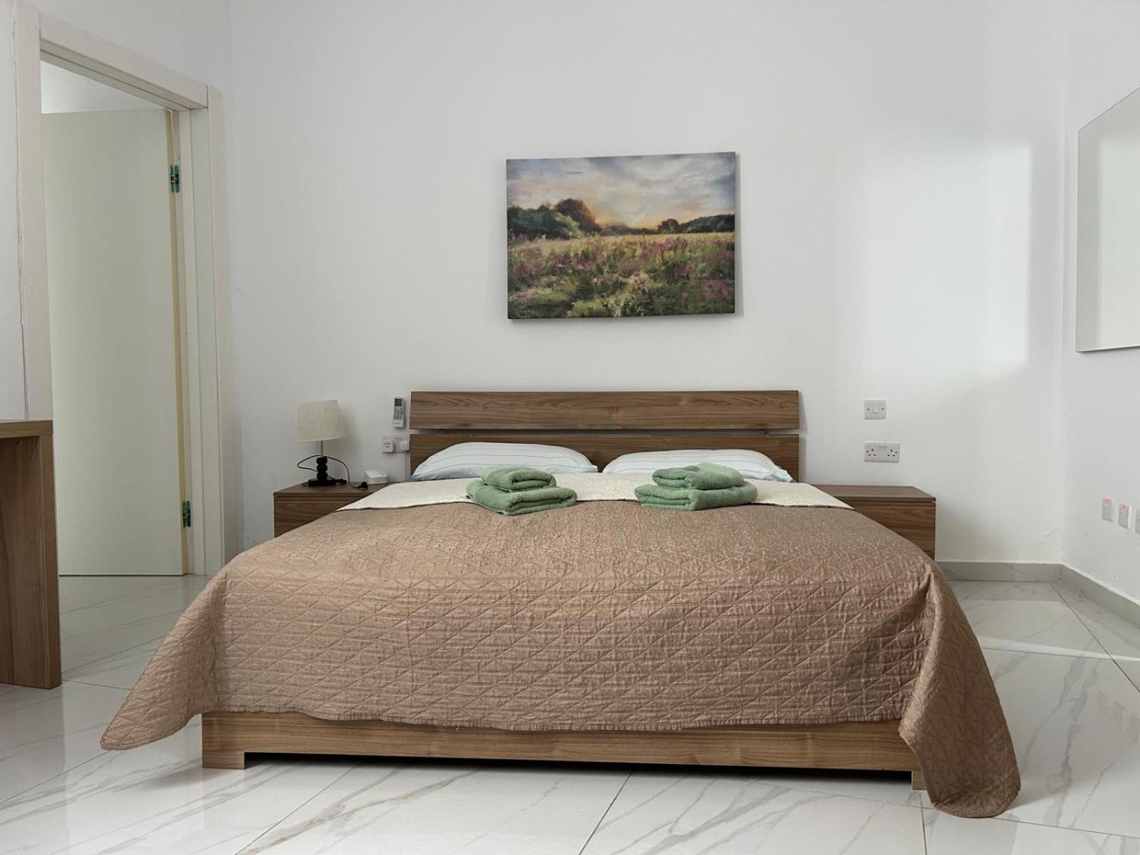 Exceptional 3-Bedroom Apartment, Sliema - Tigne Point! 외부 사진
